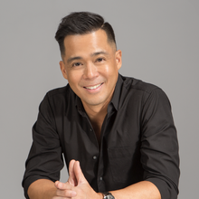 Load image into Gallery viewer, Dingdong Avanzado; politician; actor; singer; artist; OPM; CelebrityGreetings.PH; Personalized celebrity greeting; personalized shoutout;
